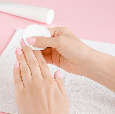 the best way to take off gel nail polish