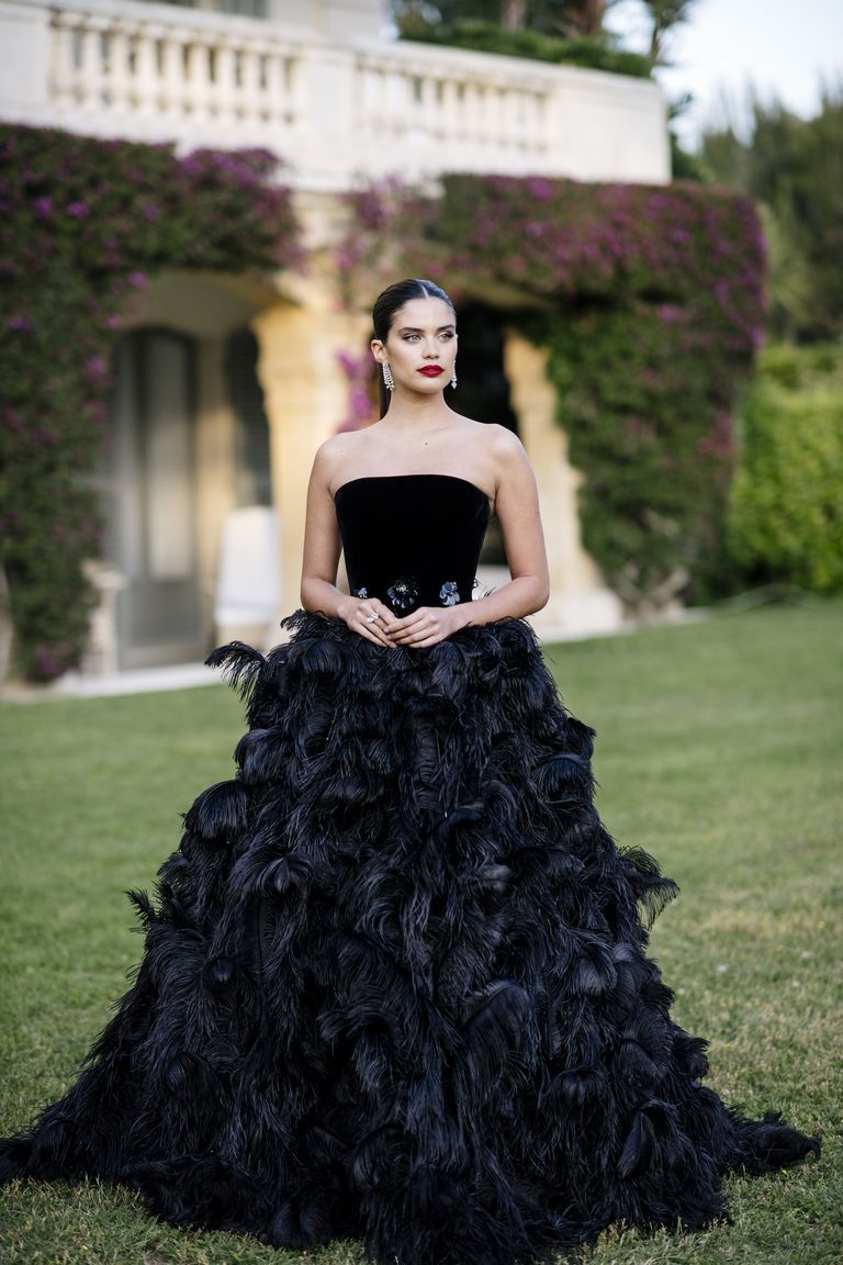 black dresses for gala dinner