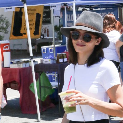 Jenna Dewan's Chic RE/DONE T-Shirt Is Sustainable and Shoppable