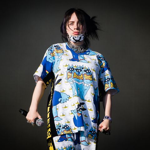 Why Billie Eilish Taking Off Her Shirt Is a Powerful Statement on Women ...