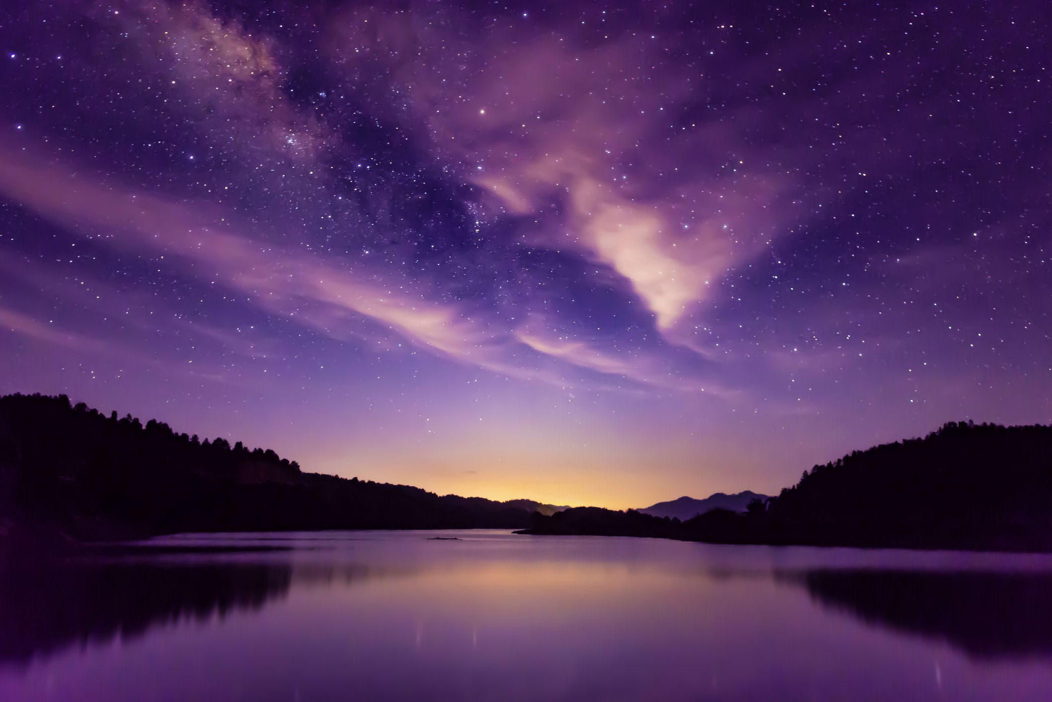 La NASA ha scoperto una luce inspiegabile nell'Universo