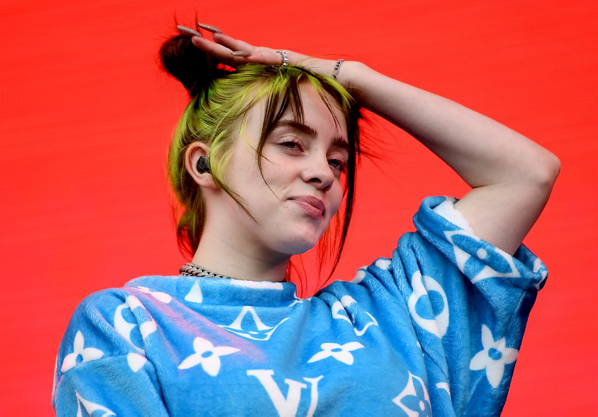 Billie Eilish S Best Hairstyles Every Billie Eilish Hair Color