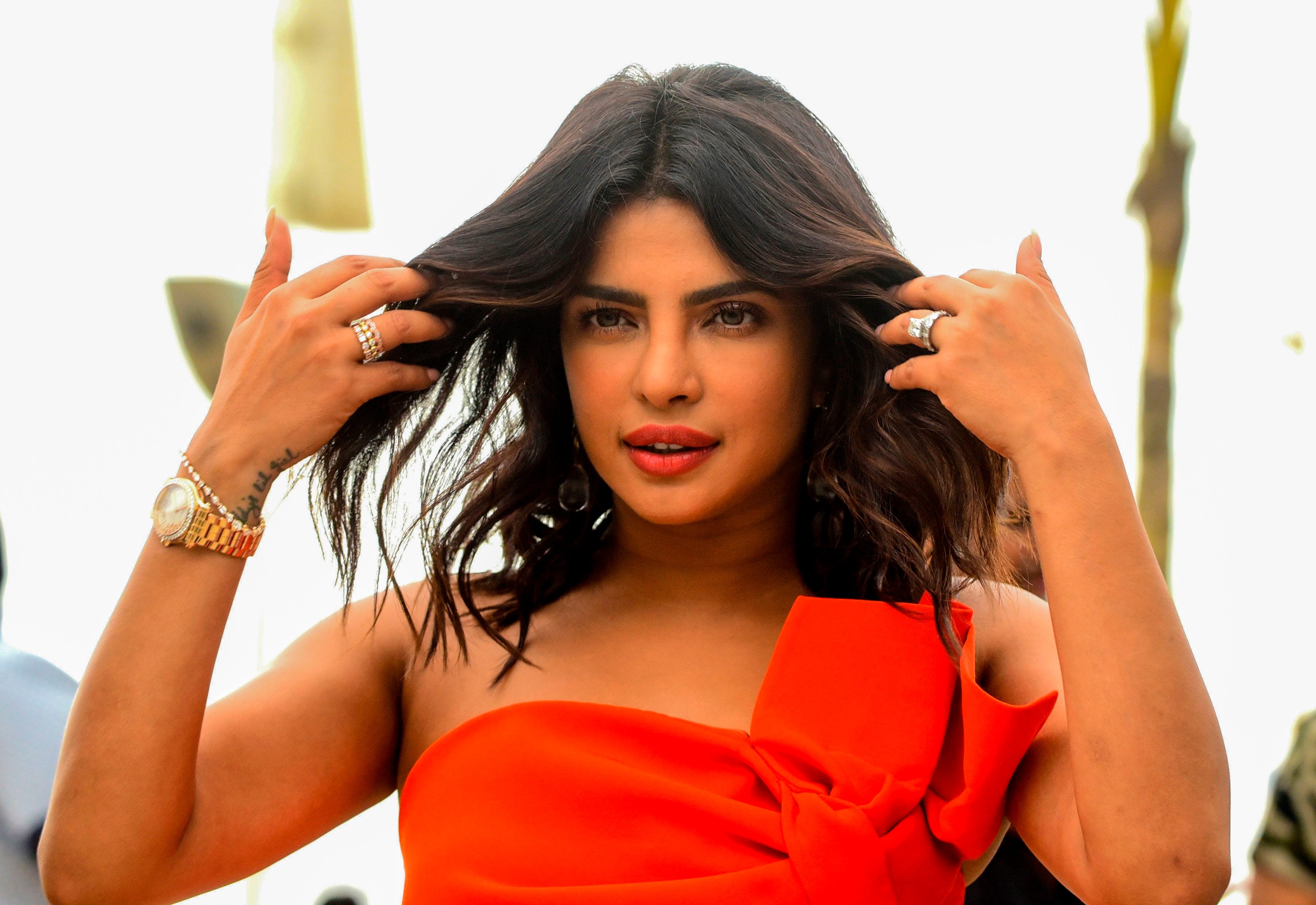 Beautiful-Hair-Haver Priyanka Chopra Jonas Is Launching a Haircare Line