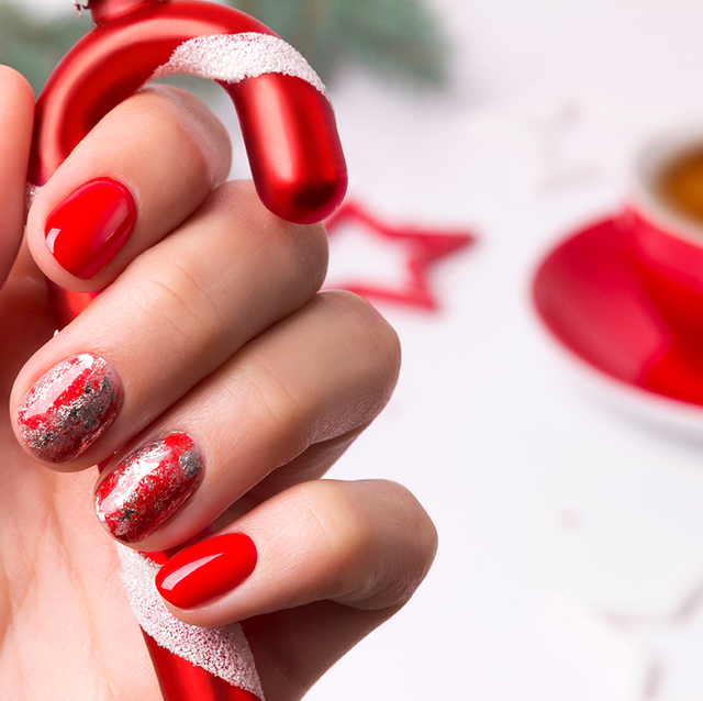 45 Festive Christmas Nail Art Ideas Easy Designs For Holiday Nails