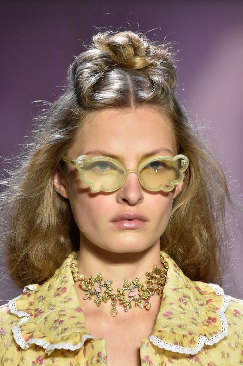 All the Hottest Sunglasses, Jewelry, and Accessories Trends Seen at NYFW