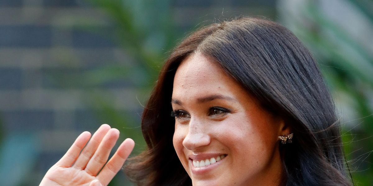 Meghan Markle Smiles In Never-Before-Seen Picture At A Soup Kitchen ...
