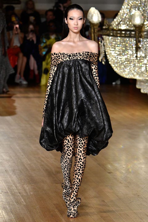 Fran Drescher The Nanny Gucci Tom Ford Runway Looks That Resemble Fran Drescher S Fashion