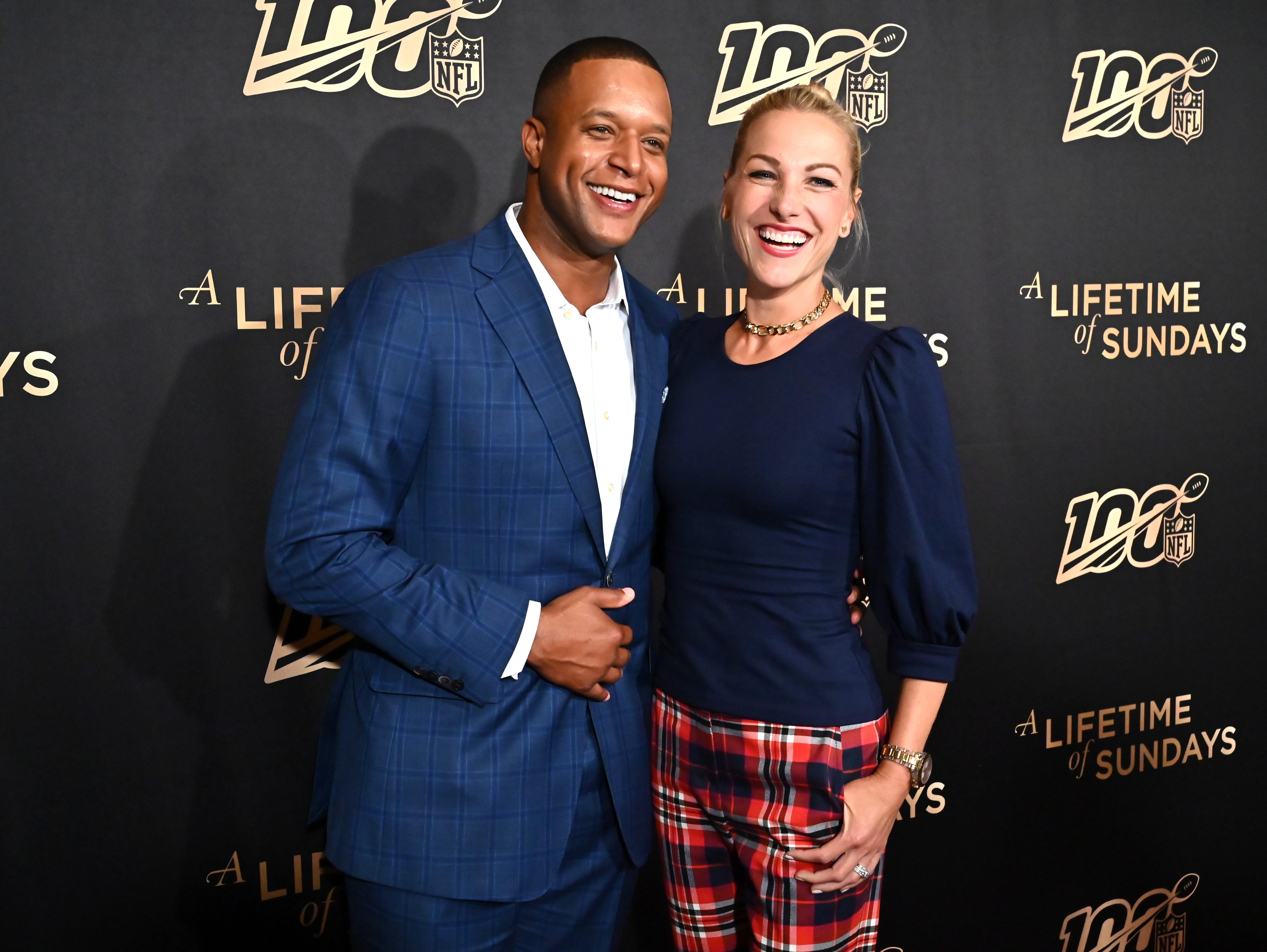 new york, new york szeptember 18. craig melvin és lindsay czarniak részt vesznek a lifetime of sundays new york-i vetítésén a paley center for media-ban 2019. szeptember 18-án new yorkban photo by astrid stawiarzwireimage