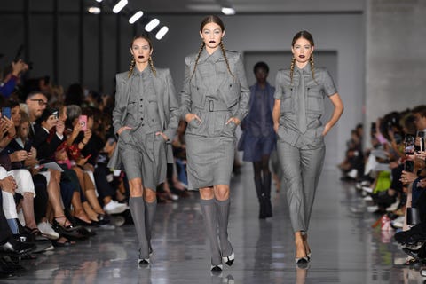 Kaia Gerber Bella Hadid And Gigi Hadid Form Fashion Army On Max Mara Ss20 Runway<script async src=