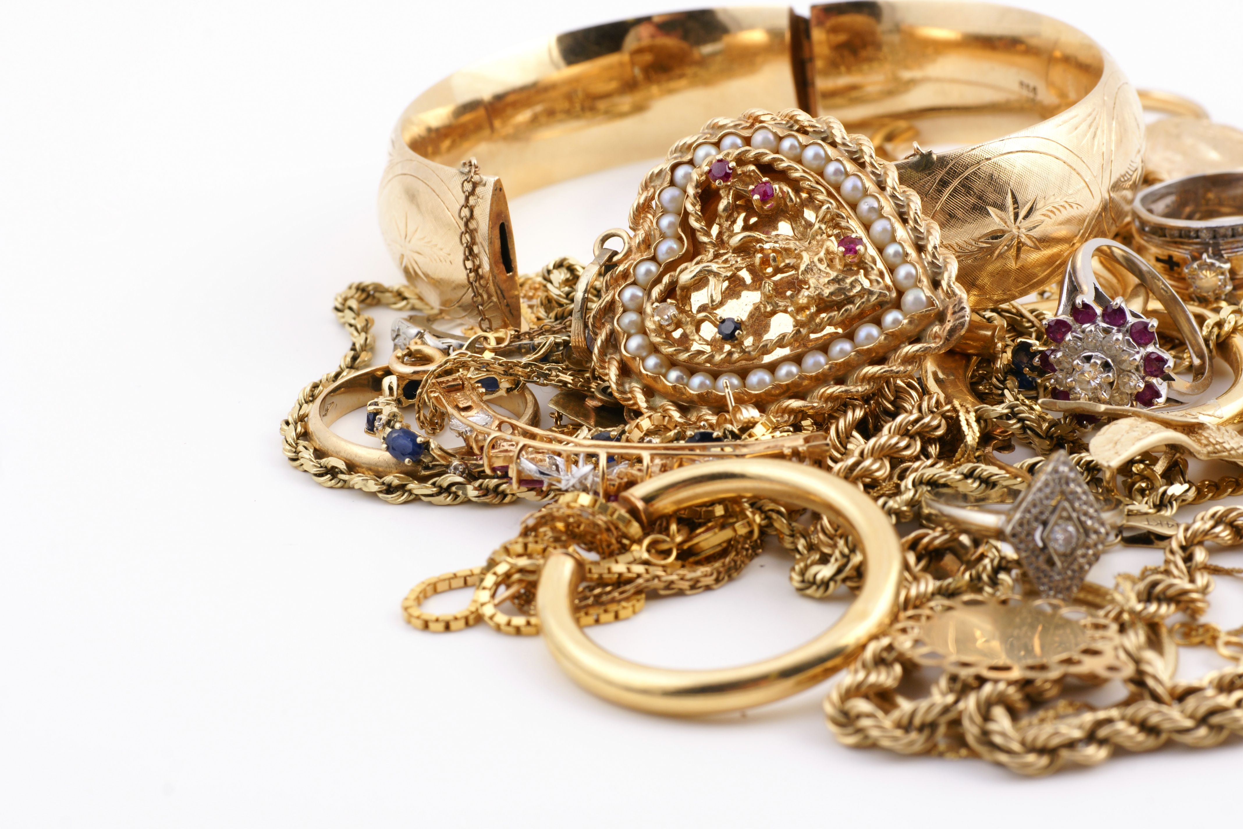 gold keepsake jewellery
