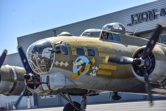 The History Of Nine O Nine The B 17 Bomber That Crashed