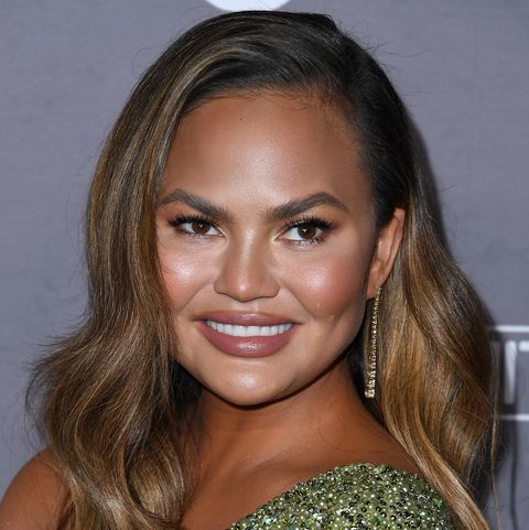 Chrissy Teigen S Major New Haircut And Color Looks Incredible
