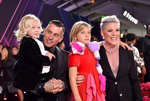 Who Is Pink S Husband Carey Hart Inside The Pop Star S Marriage And Life With Kids