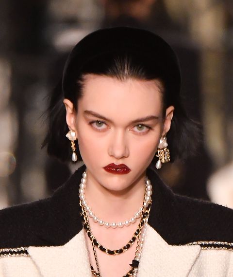 Chanel Metiers D’Art 19/20 Served Up 80s Princess Diana-Inspired Beauty