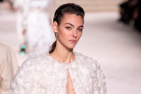 Chanel Metiers D’Art 19/20 Served Up 80s Princess Diana-Inspired Beauty