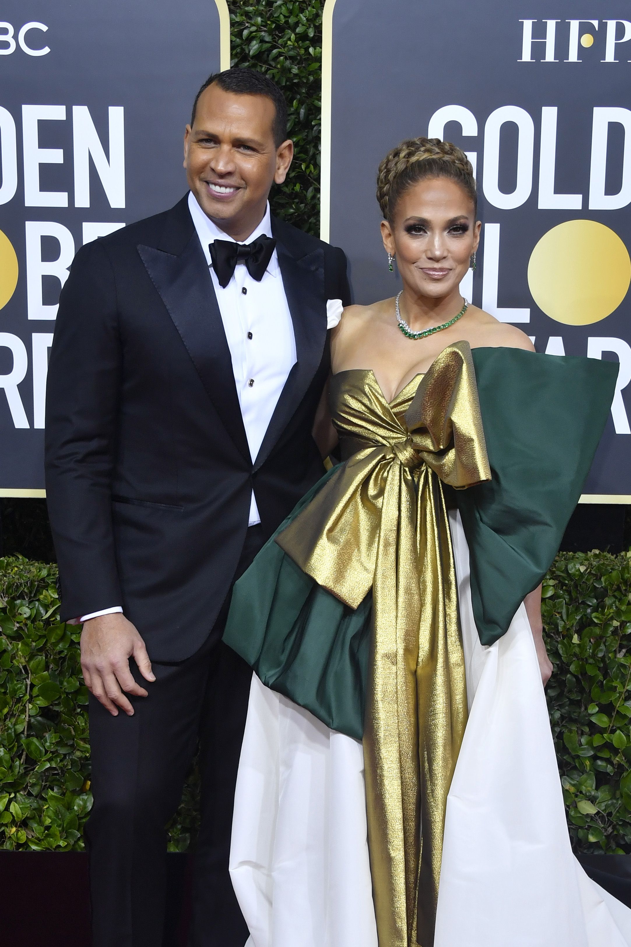A Rod Writes Golden Globes Note To J Lo After Loss