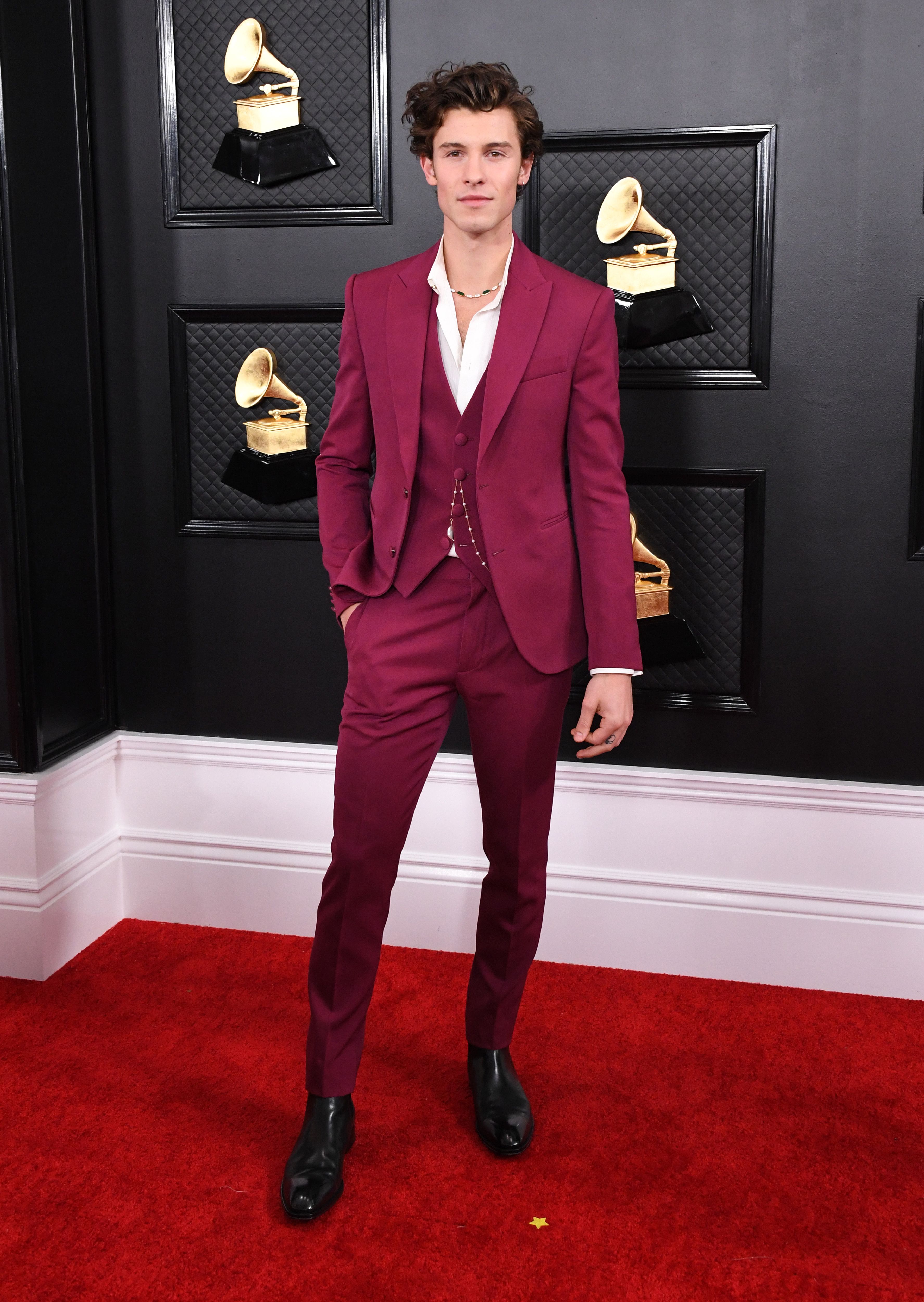 grammy red carpet outfits