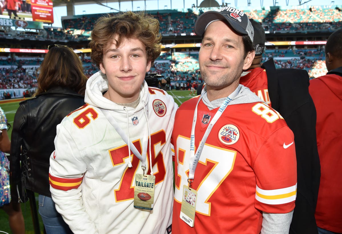 Paul Rudd S Son Jack Is His Doppelganger At The Super Bowl