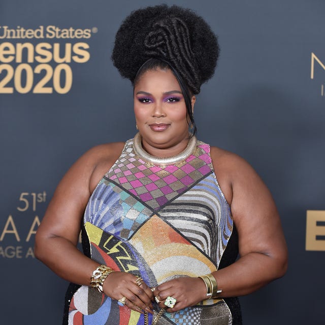 lizzo wears nothing diamant stars stunning new lizzo wears nothing diamant stars stunning new