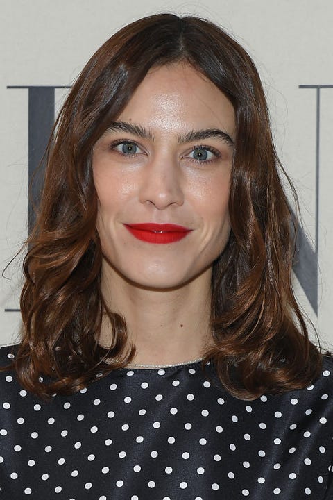 Nước hoa yêu thích của Alexa Chung | Favorite perfume of Hollywood female stars | Cre: Harpersbazaar Nước hoa yêu thích của Alexa Chung | Favorite perfume of Hollywood female stars | Cre: Harpersbazaar