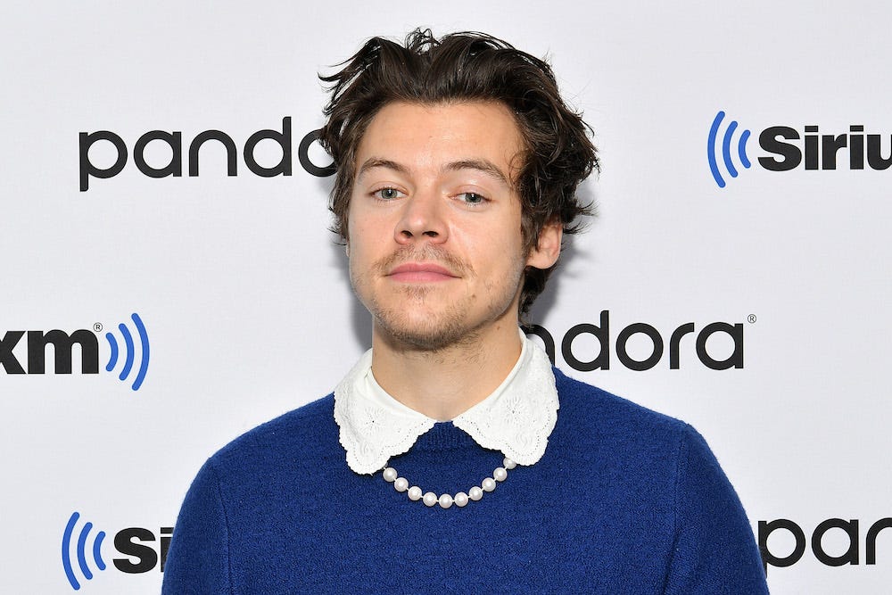 Harry Styles Wears A Full Face Of Makeup On Beauty Papers Magazine Cover 