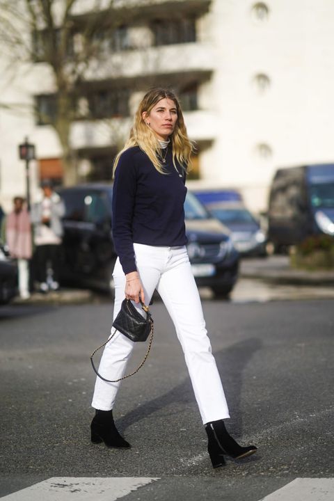 de estilo llevar blancos en invierno - Jeans