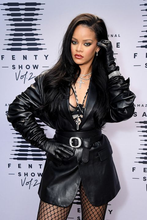 Rihanna Nude Porn - Rihanna's Best Street Style - Rihanna's Best Looks