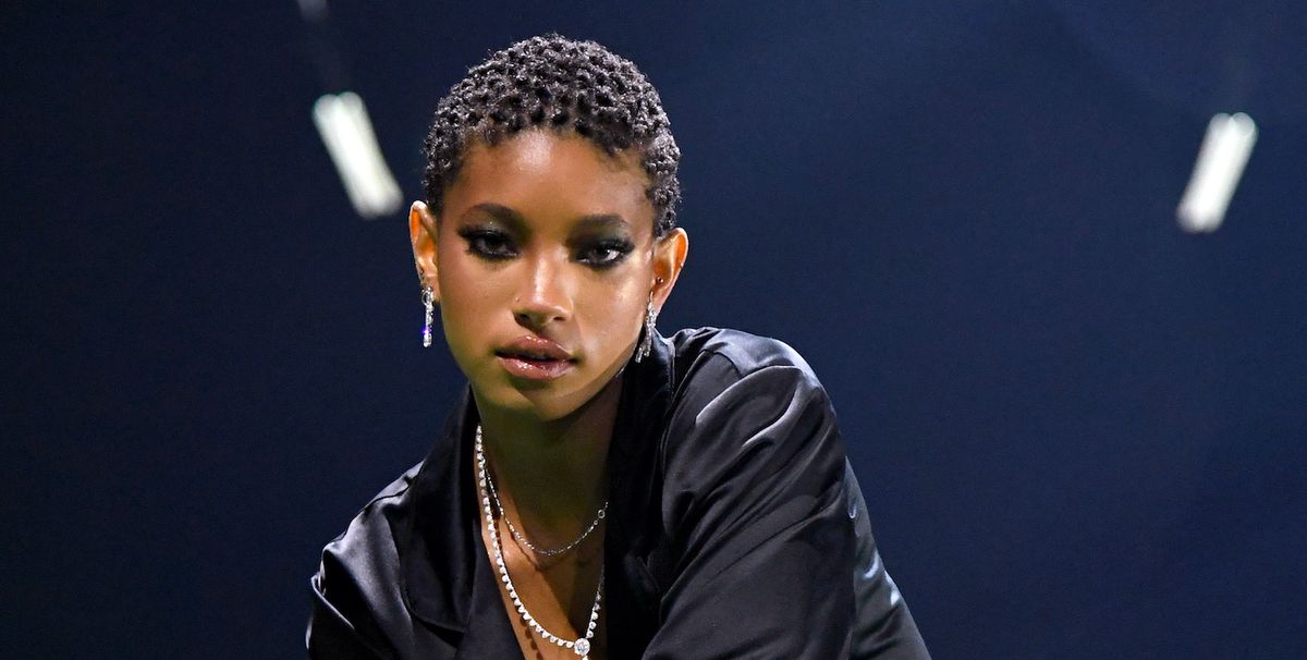Willow Smith Opens Up About Wanting to Live Up To Her Parents' Impact - Yahoo Lifestyle