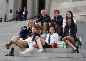 The Gossip Girl Reboot Is Getting Mixed Reactions From Fans