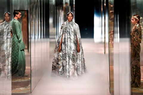 Bella Hadid Joins Kate And Lila Moss On Fendi's SS21 Couture Catwalk