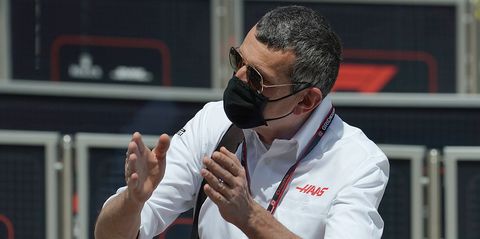 27 march 2021, bahrain, sakhir motorsport, formula 1, world championship, bahrain grand prix, arrival of the drivers and teams in the paddock team principal günther steiner of the haas f1 team talking to journalists photo hasan braticdpa photo by hasan braticpicture alliance via getty images