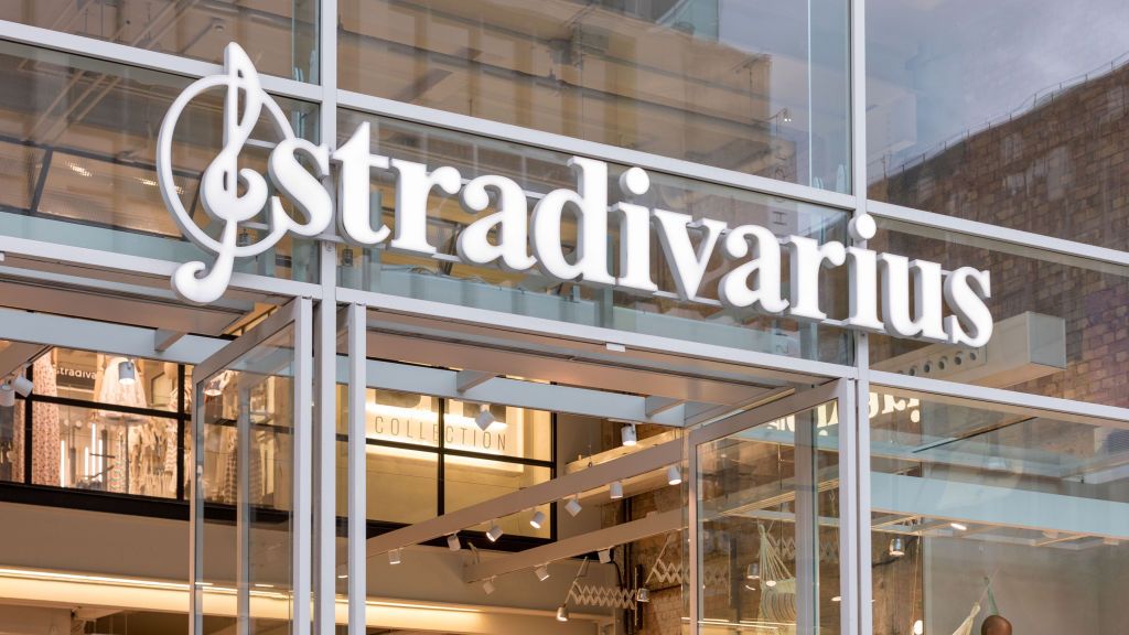 Stradivarius permite recoger pedidos online a 30 minutos
