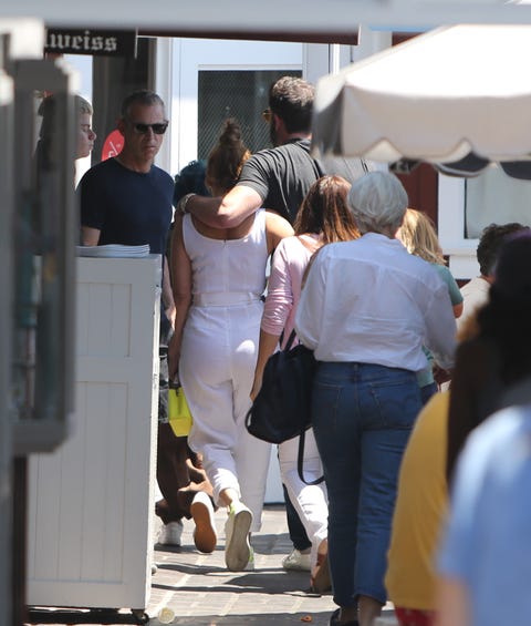 ben affleck and jennifer lopez showing pda in los angeles