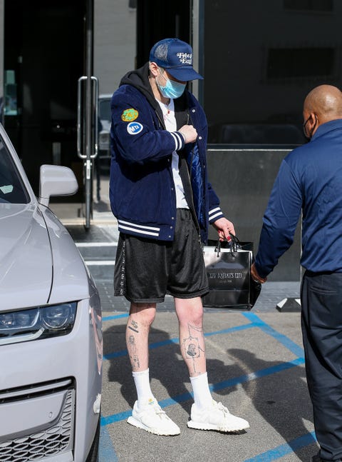 Celebrity Sightings In Los Angeles - December 21, 2021 los angeles, ca december 21 pete davidson is seen on december 21, 2021 in los angeles, california photo by bellocqimagesbauer griffingc images