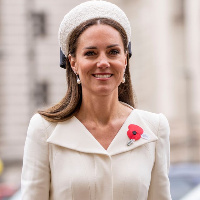 london, england   april 25 catherine, duchess of cambridge attends the service of commemoration and thanksgiving at westminster abbey, commemorating anzac day on april 25, 2022 in london, england photo by mark cuthbertuk press via getty images