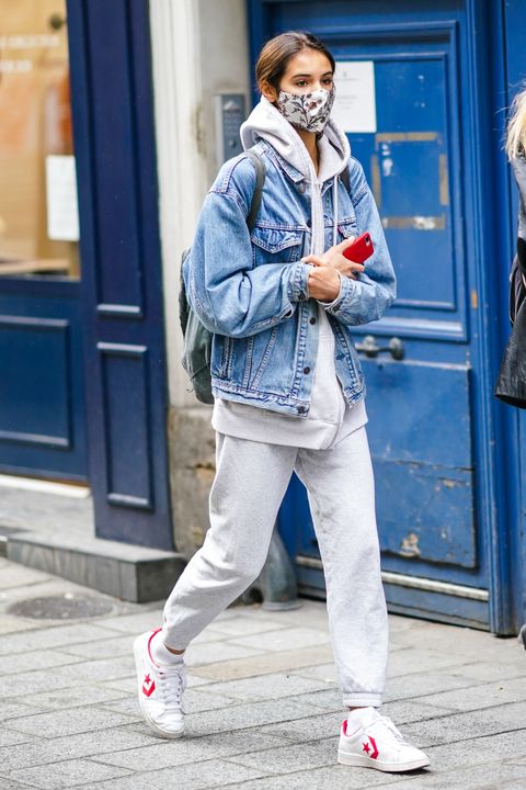 16 Cute Denim Jacket Outfits for Women to Wear in 2021