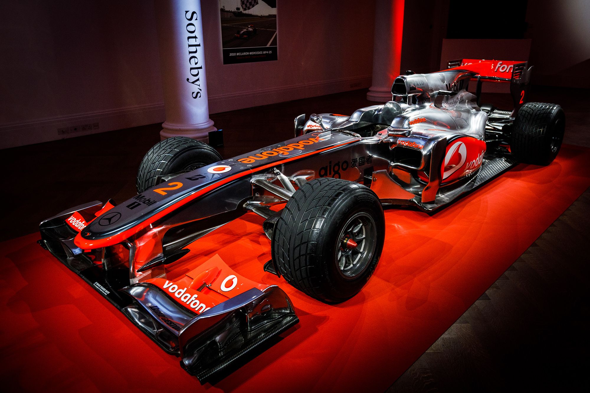 capturar Oscuro Cooperativa A Lewis Hamilton Race-Winning McLaren Is Heading to Auction