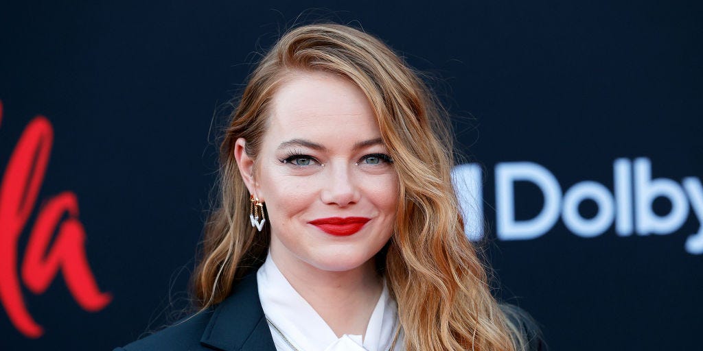 Emma Stone Explains Why She Didn't Carry Cruella's Signature Cigarette Holder - Cosmopolitan