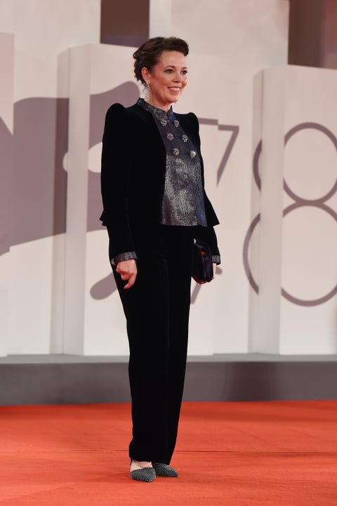venice, italy september 03 olivia colman attends the red carpet of the movie "the lost daughter" during the 78th venice international film festival on september 03, 2021 in venice, italy photo by stefania d'alessandrogetty images