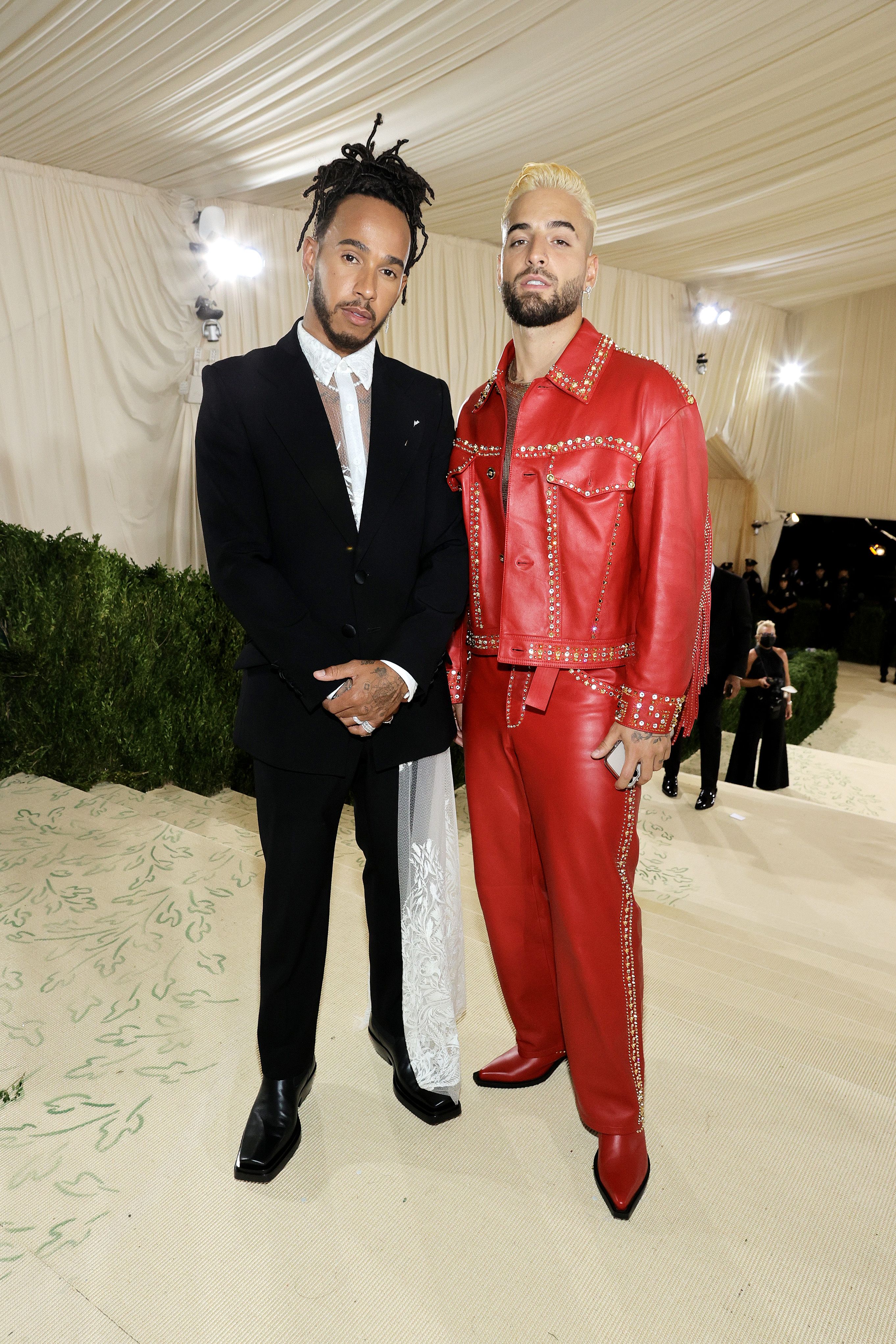 lewis hamilton met gala outfit