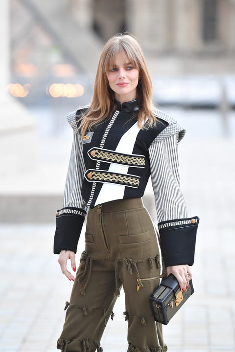 paris, france   october 05 samara weaving attends the louis vuitton womenswear springsummer 2022 show as part of paris fashion week on october 05, 2021 in paris, france photo by jacopo raulegetty images