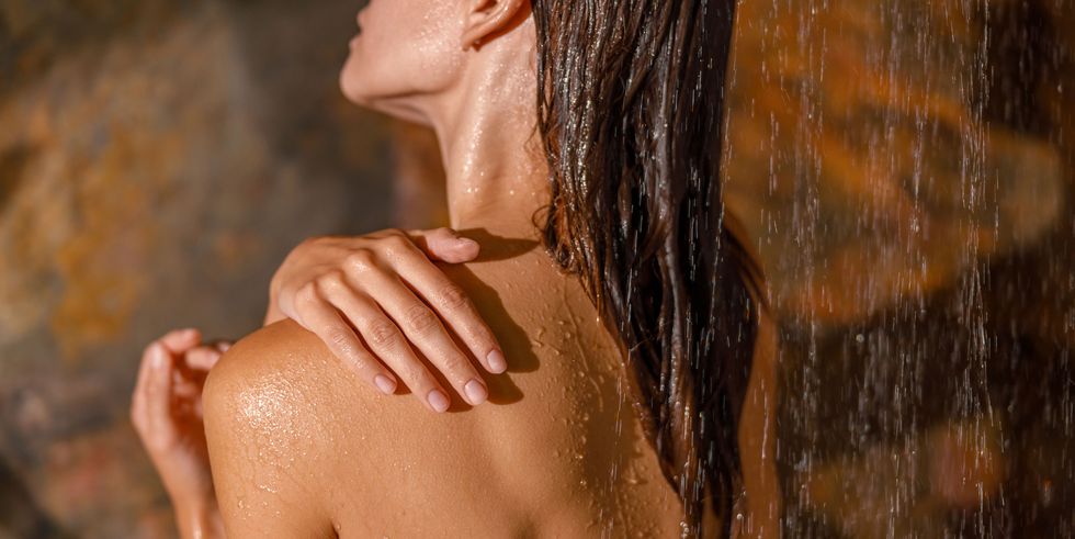 12 Acne Body Washes for Your Chest, Back, and Everywhere In Between