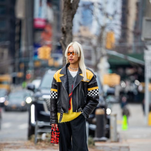 negeren brandstof lekken De meest gesignaleerde jas tijdens Fashion Week: het motorjack