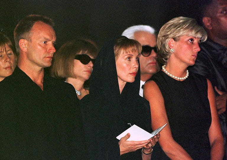 Gianni Versace's Funeral - Photos of Princess Diana & Naomi Campbell at ...