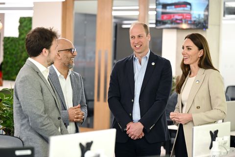 prince william and kate in the dec office