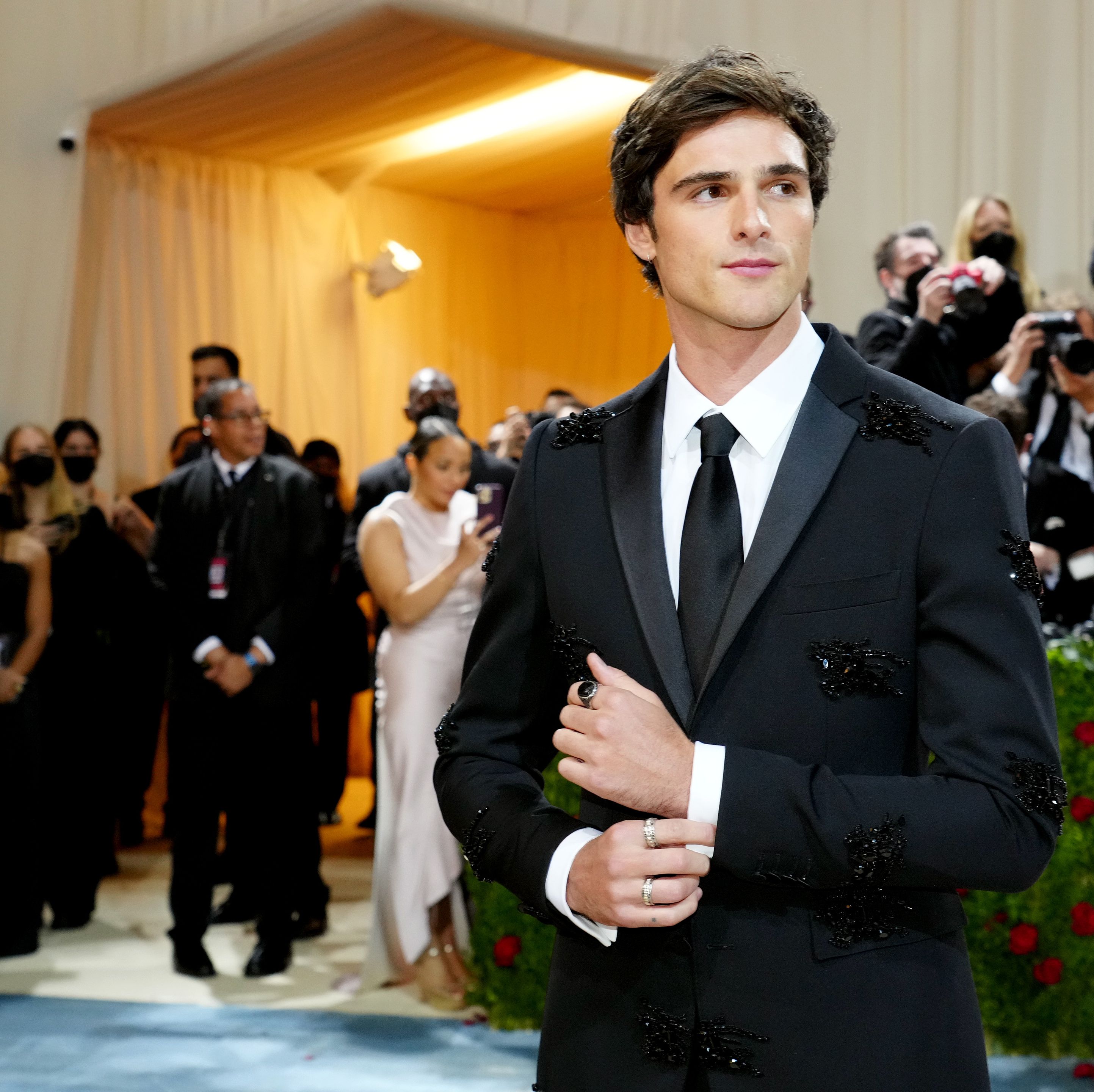 Jacob Elordi Used an $18 Pomade for the Met Gala