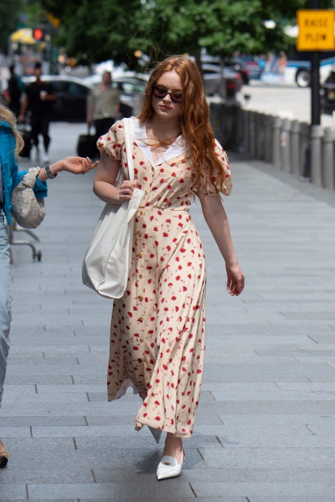 sadie sink seen in manhattan on july 6, 2022 in new york city