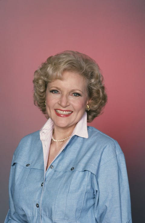 the golden girls    season 1    pictured betty white as rose nylund    photo by herb ballnbcu photo bank