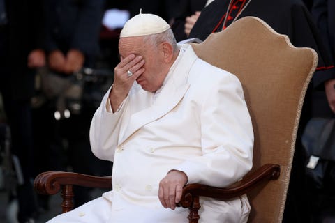 Papa Francesco col piumino, perché l'immagine fake ci preoccupa?