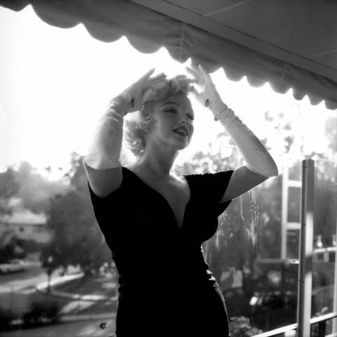 Marilyn Monroe At The Beverly Hills Hotel